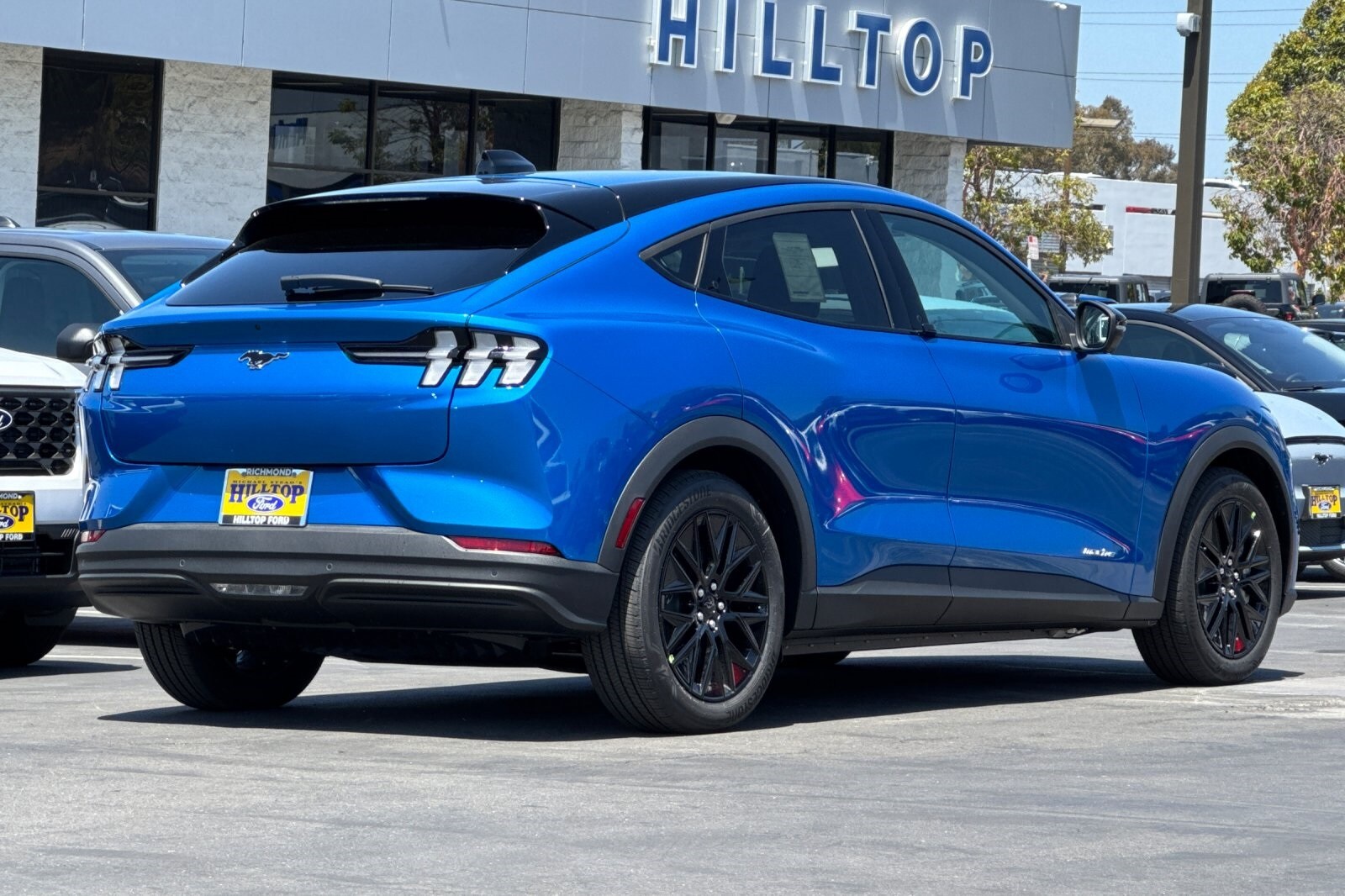 2025 Ford Mustang Mach-E Select photo 4