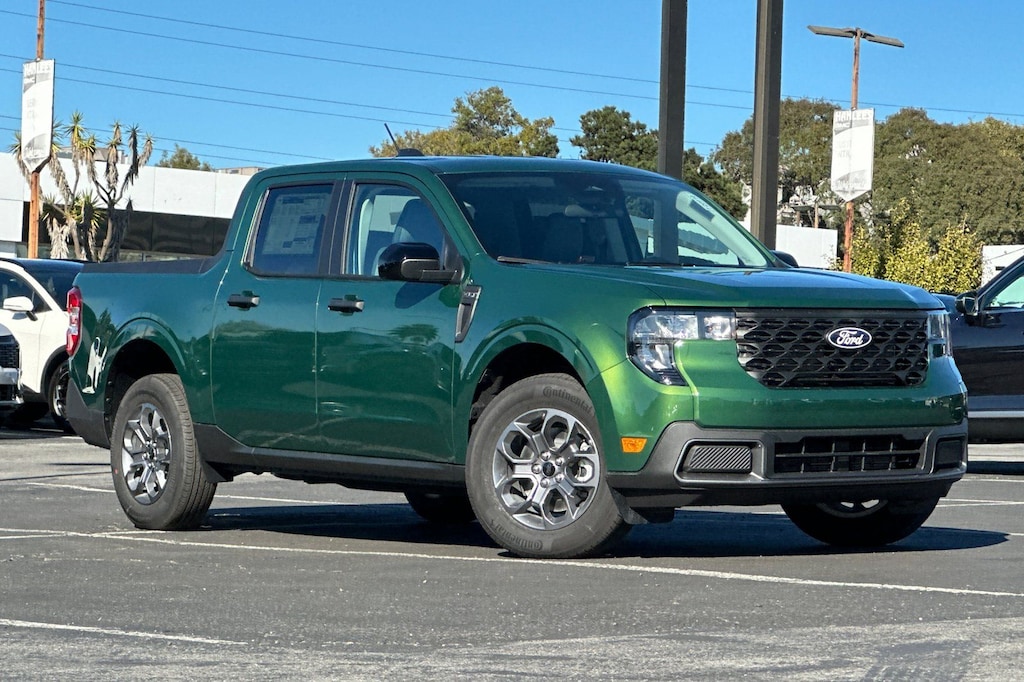 New 2025 Ford Maverick XLT Truck