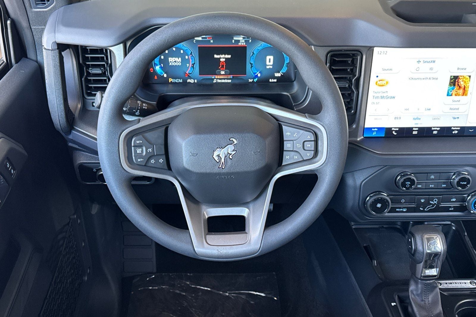 2025 Ford Bronco 4-Door Base - Photo 15