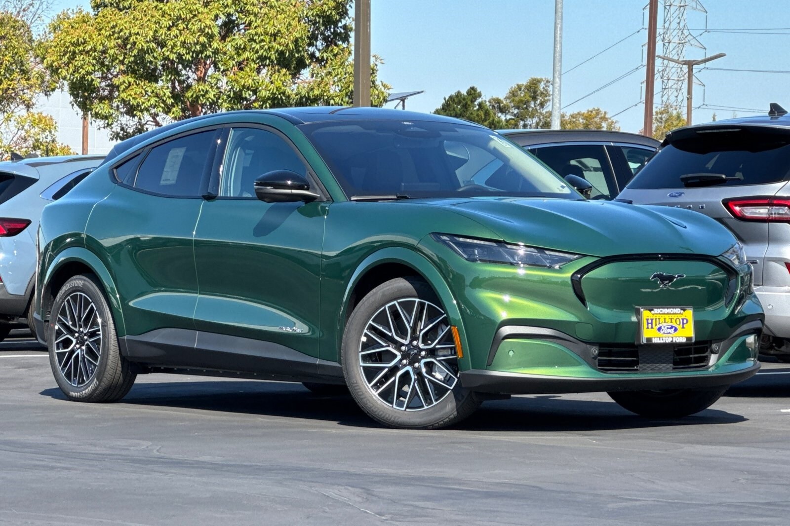 2025 Ford Mustang Mach-E Premium photo 2