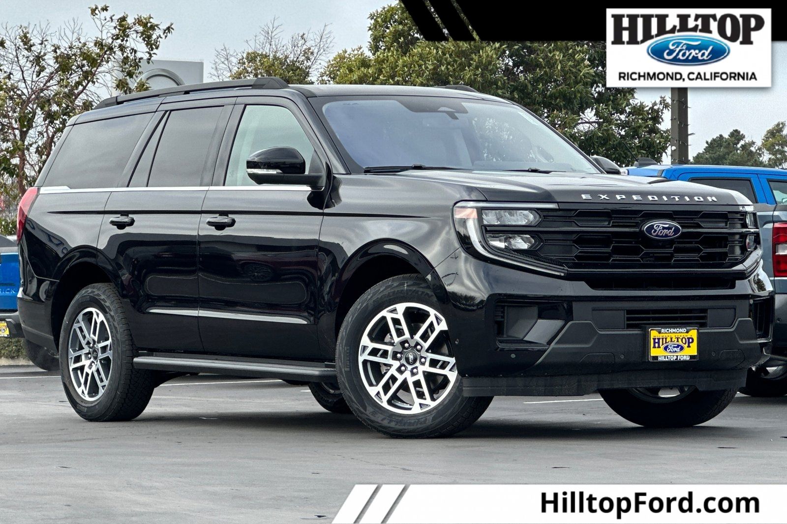 2025 Ford Expedition Active's photo