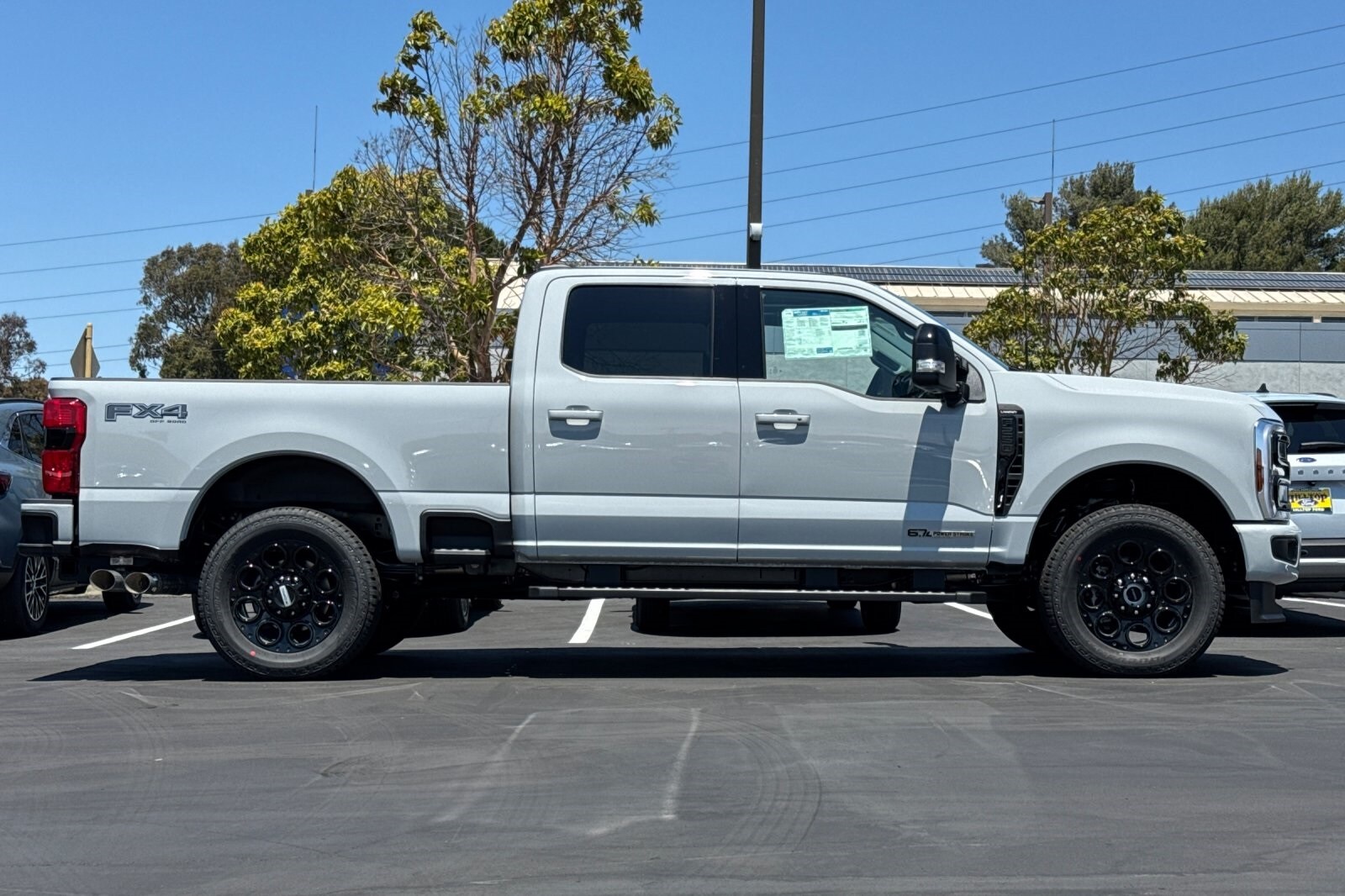 2025 Ford F-250 photo 3