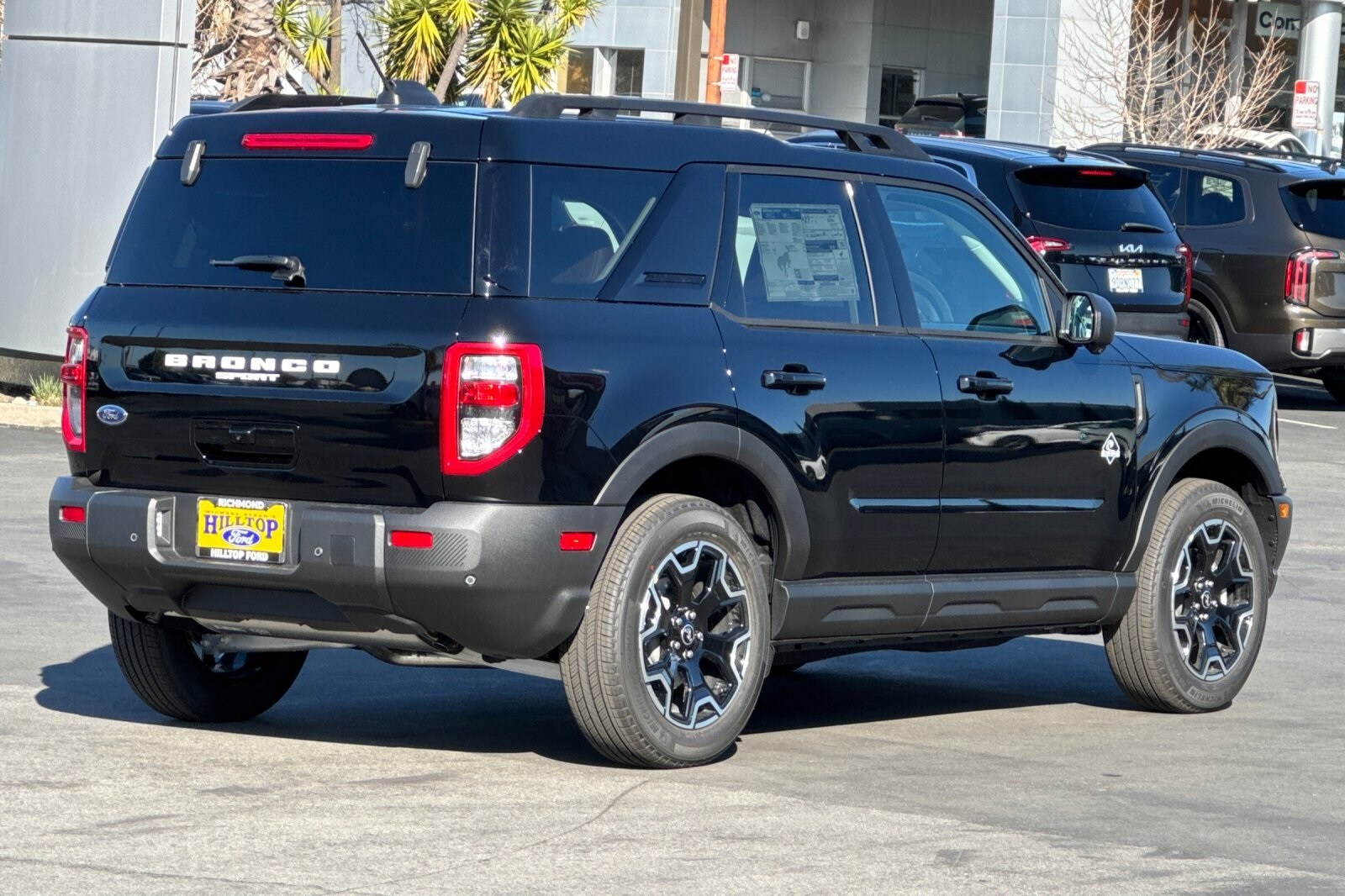 2025 Ford Bronco Sport Outer Banks photo 4