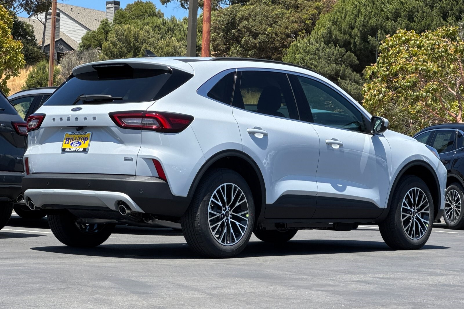 2025 Ford Escape Base photo 4