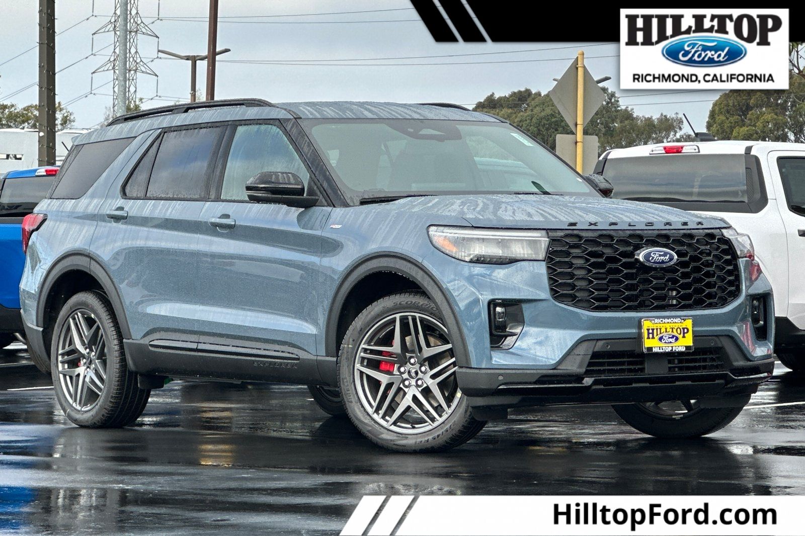 2026 Ford Explorer ST-LINE's photo