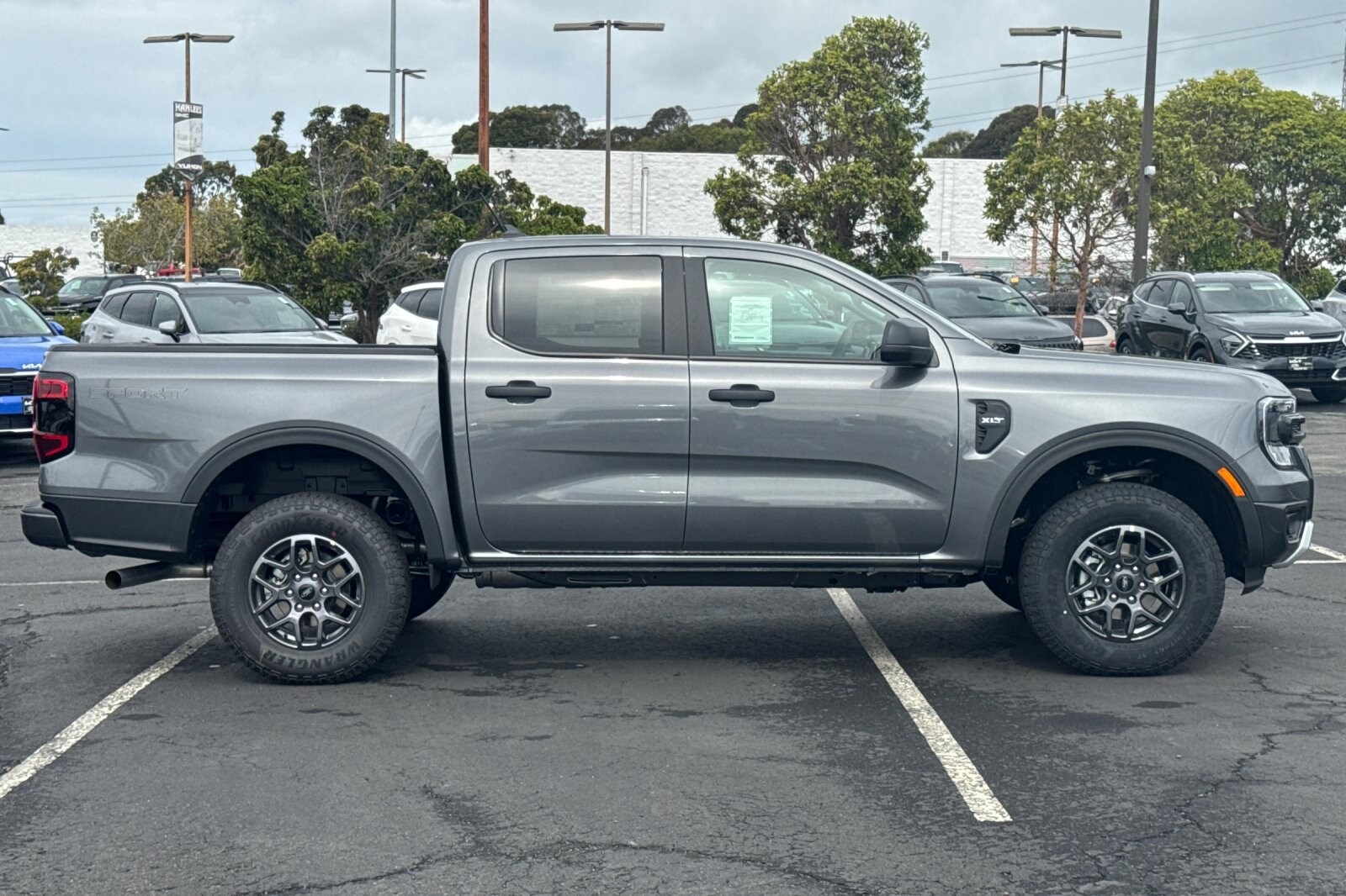 2025 Ford Ranger XLT photo 3