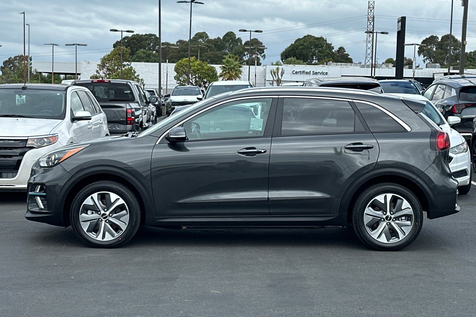 2022 Kia Niro EV EX Premium photo 3