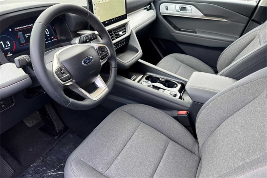 New 2025 Ford Explorer For Sale at Hilltop Ford VIN 1FMUK7DH1SGB02949