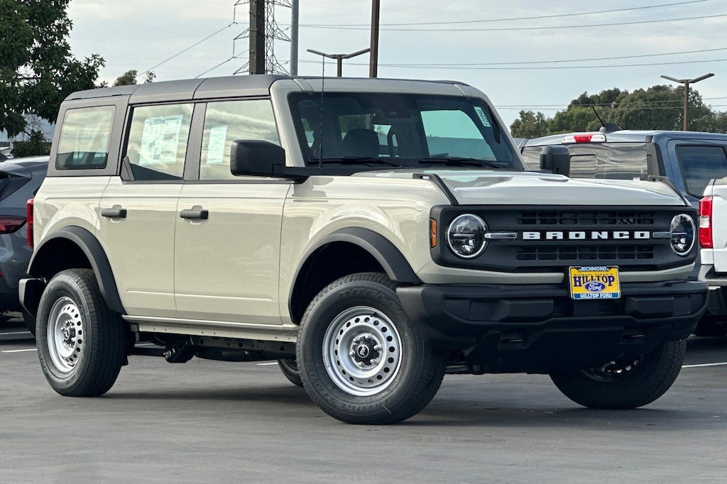New 2025 Ford Bronco Base SUV