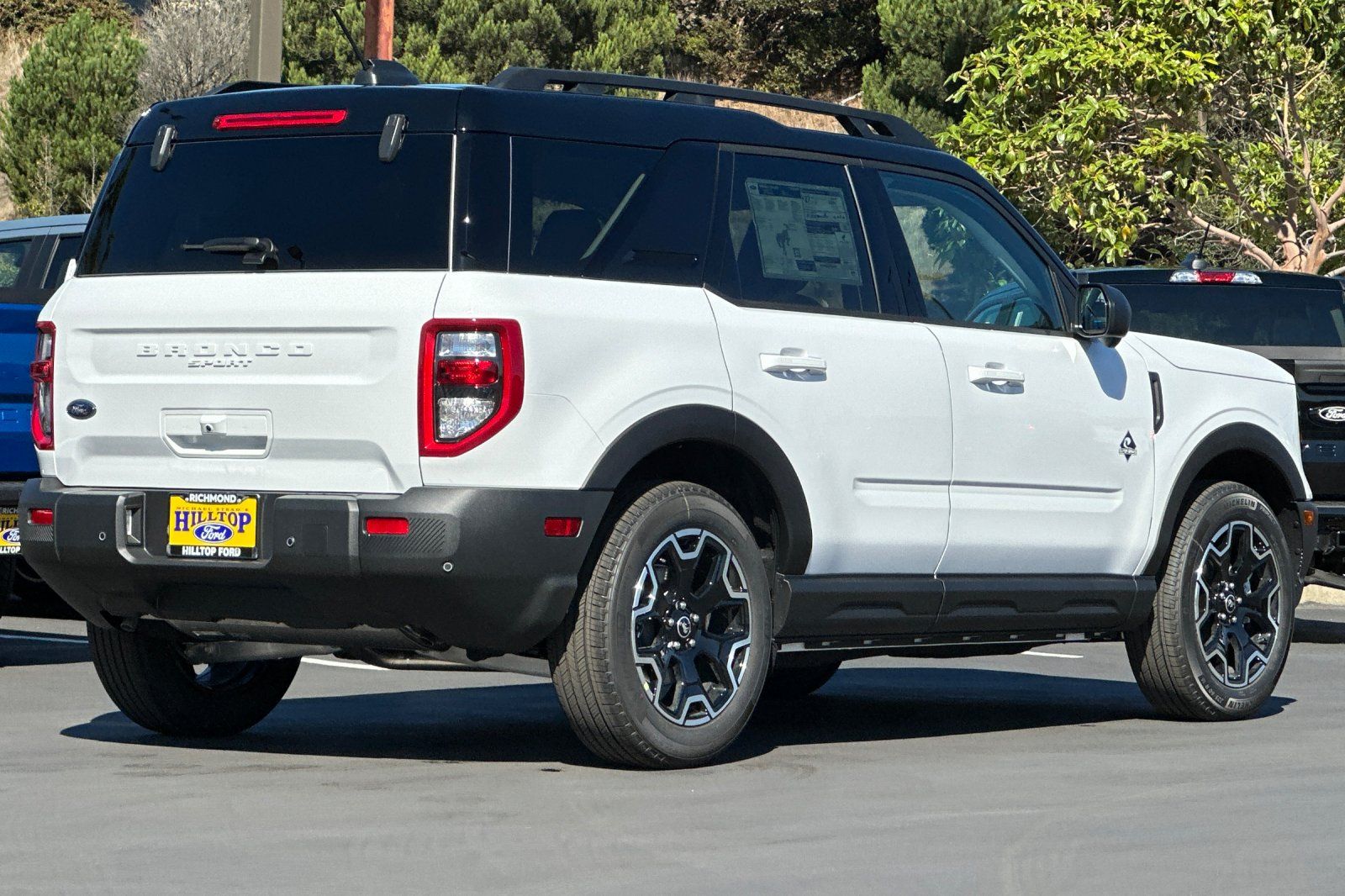 2025 Ford Bronco Sport Outer Banks photo 4