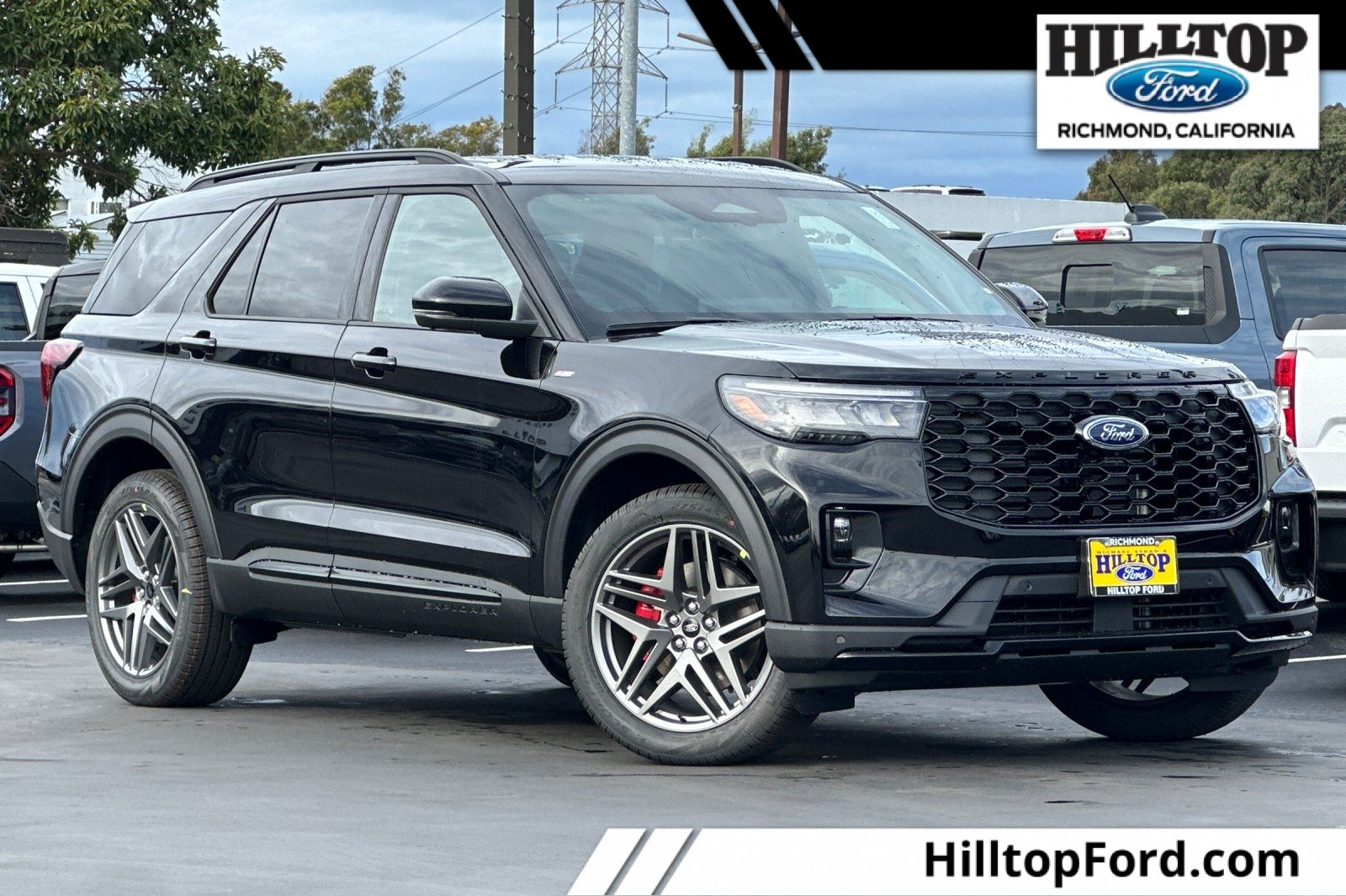 2026 Ford Explorer ST-LINE's photo