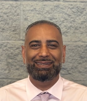 Staff member Ray Khan from ID_4ddd67f3193e