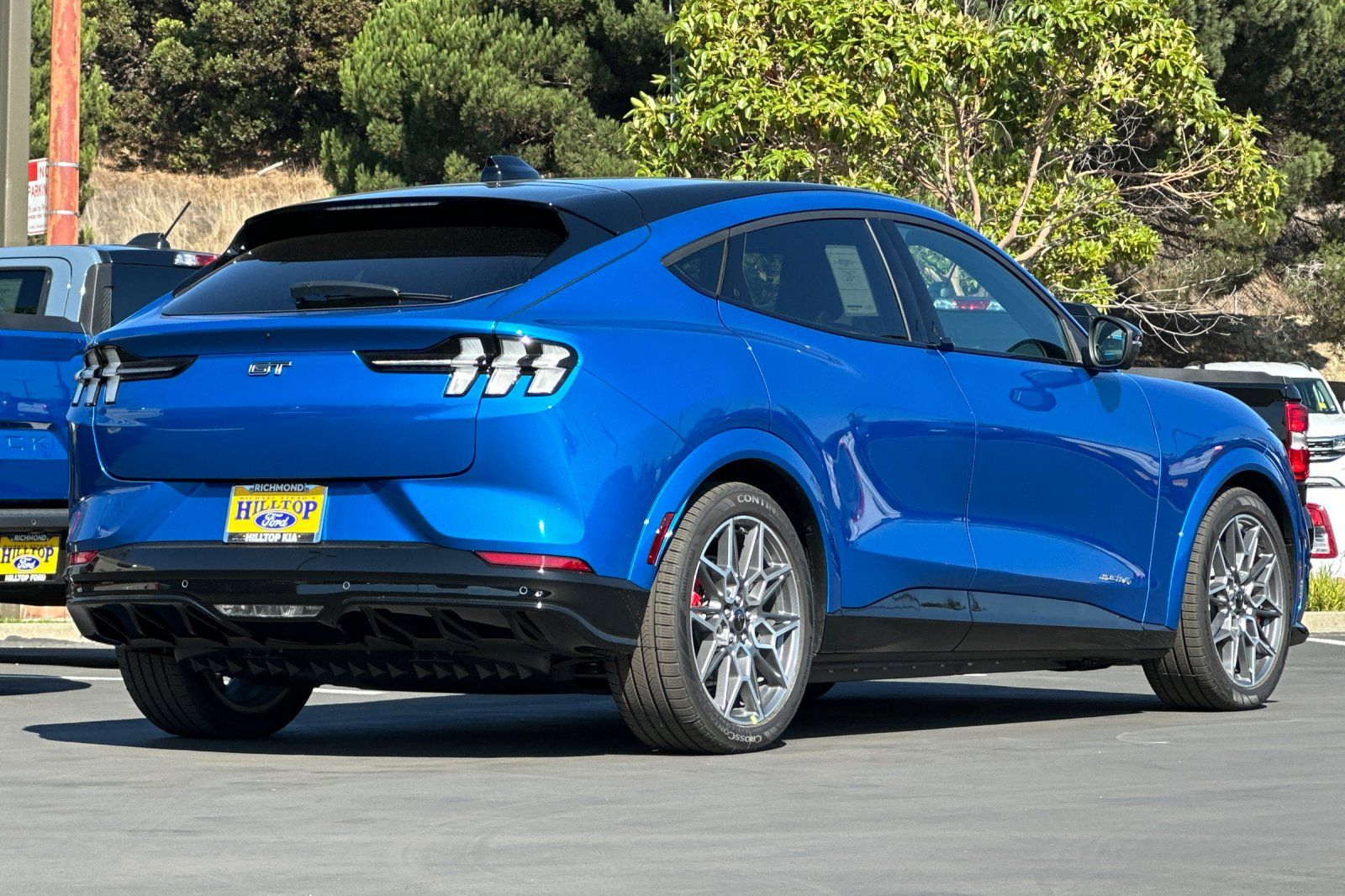 2025 Ford Mustang Mach-E GT photo 4