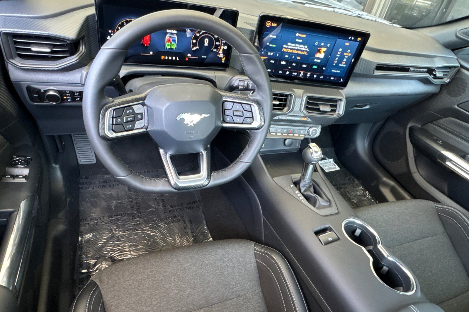 2025 Ford Mustang EcoBoost Fastback - Photo 14