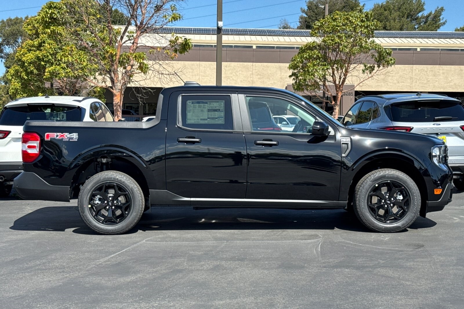 2025 Ford Maverick XLT photo 4
