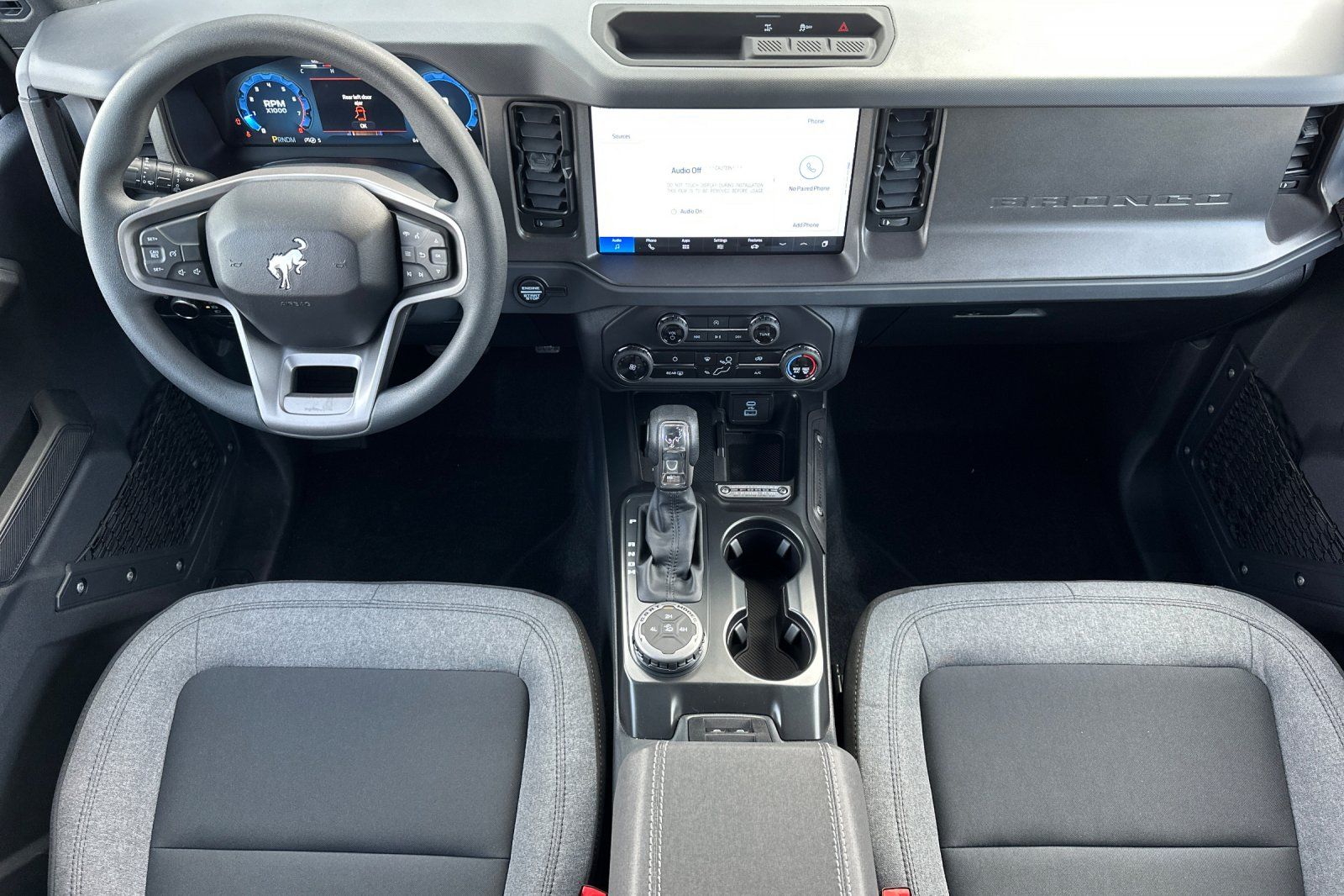 2025 Ford Bronco 4-Door Base - Photo 14