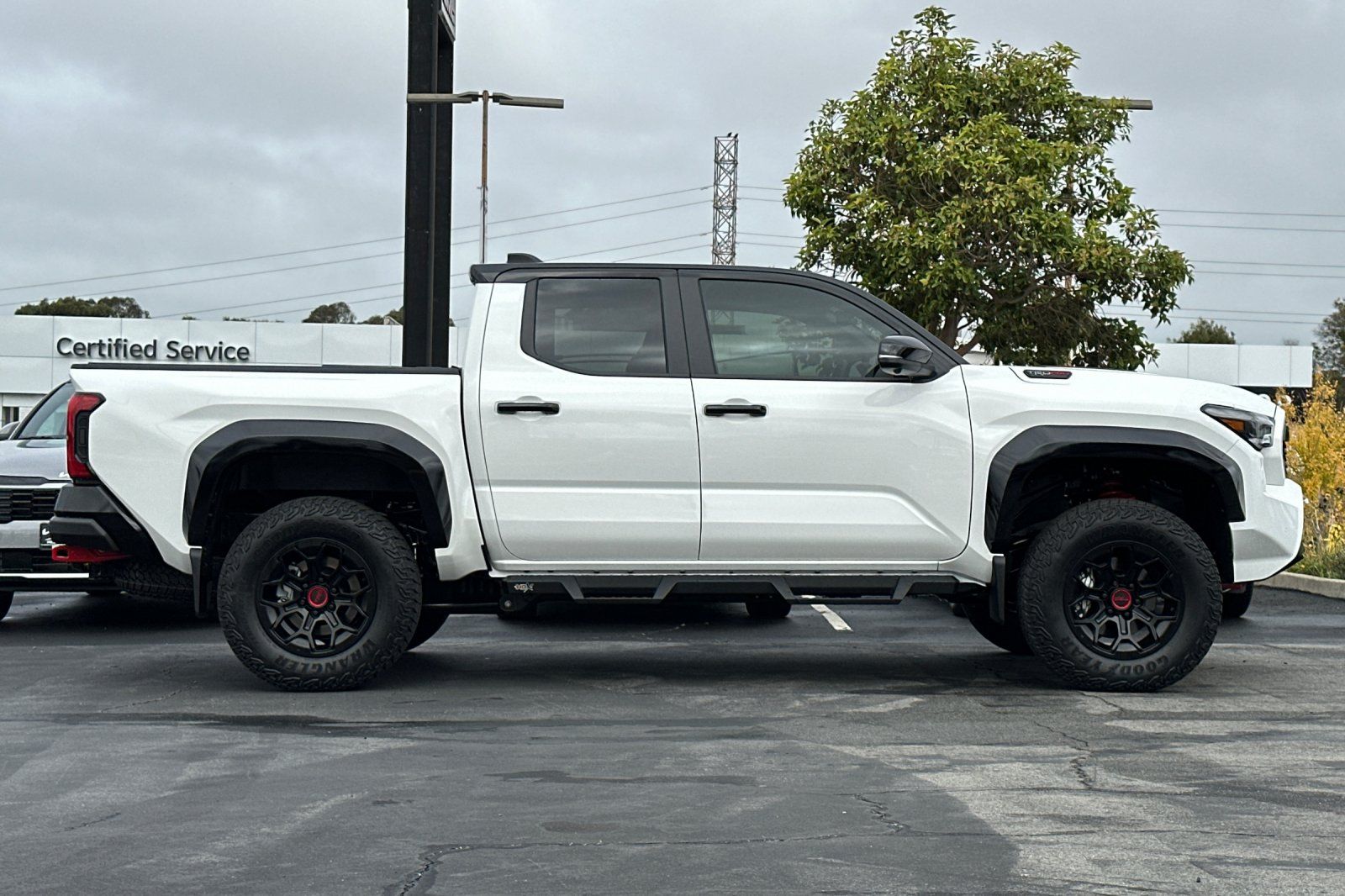 2025 Toyota Tacoma TRD Pro photo 3