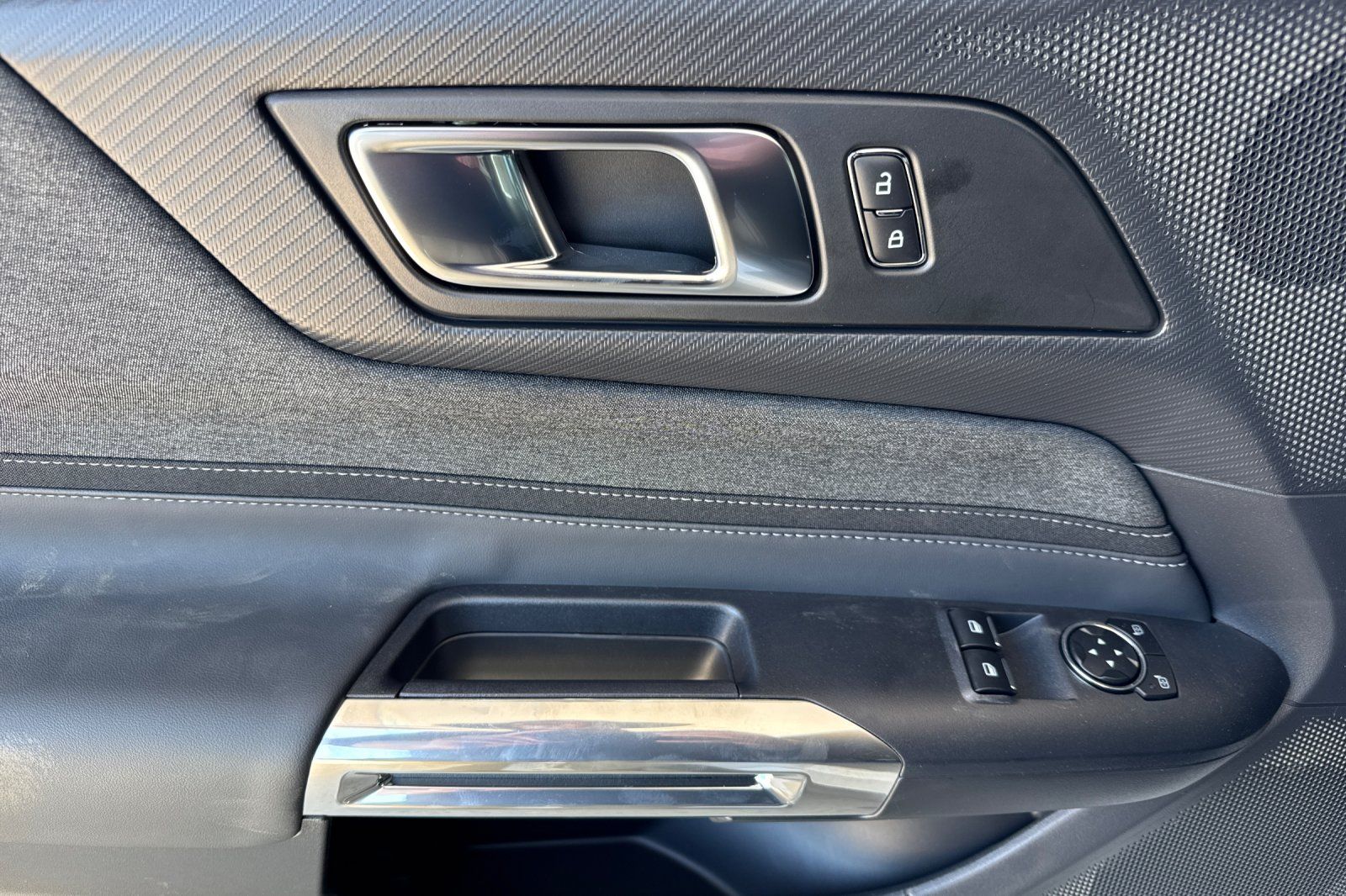 2025 Ford Mustang EcoBoost Fastback - Photo 12