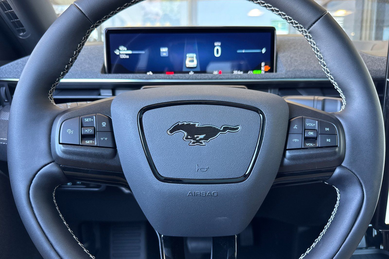 2025 Ford Mustang Mach-E GT - Photo 25