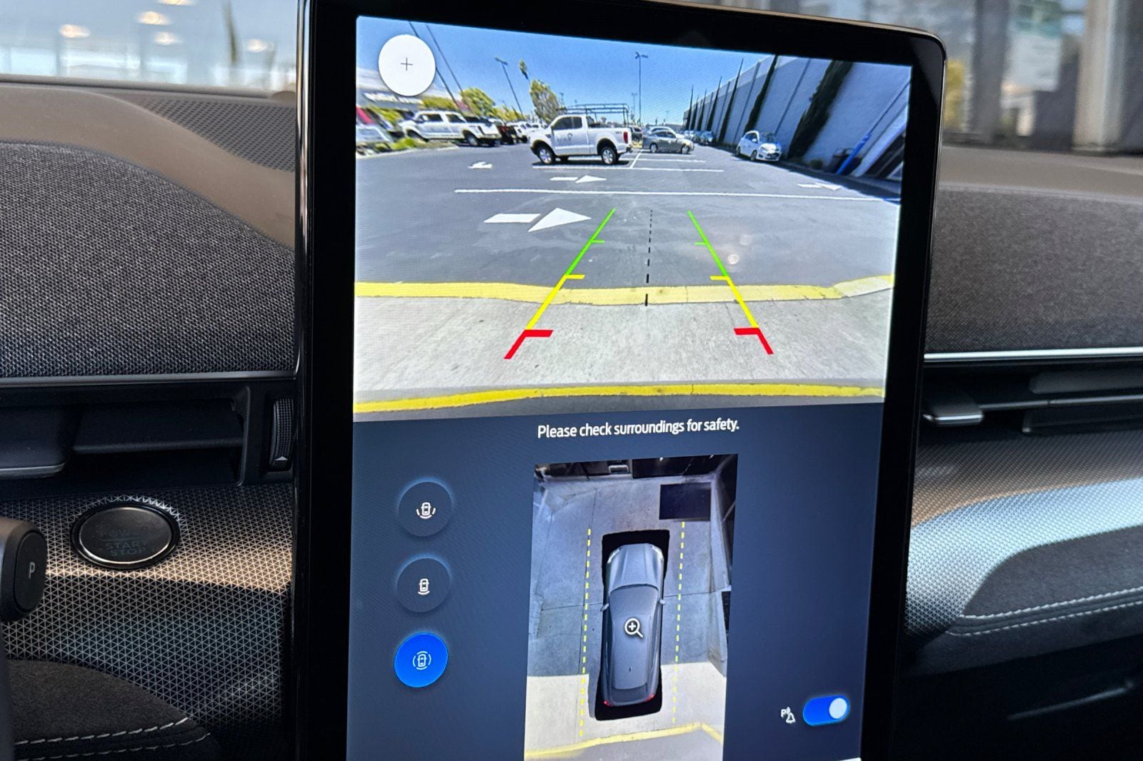 2025 Ford Mustang Mach-E GT - Photo 21