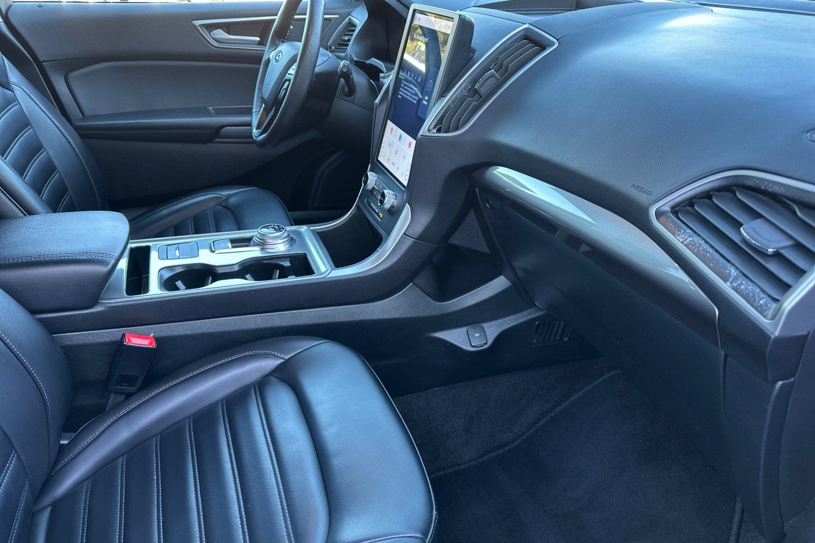 2024 Ford Edge SEL - Photo 18