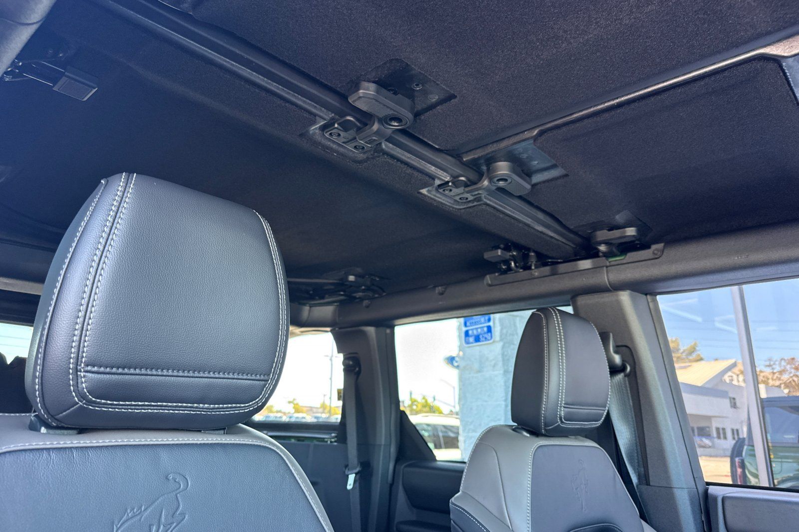 2025 Ford Bronco 4-Door Outer Banks - Photo 18