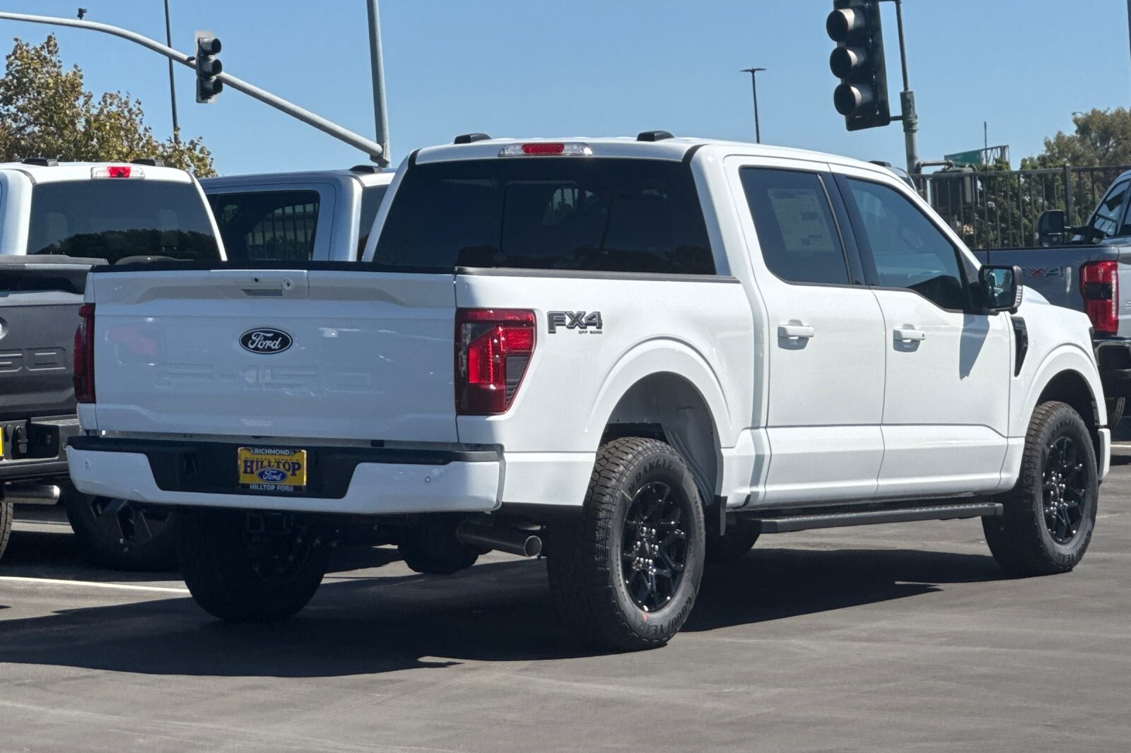 2025 Ford F-150 XLT photo 3