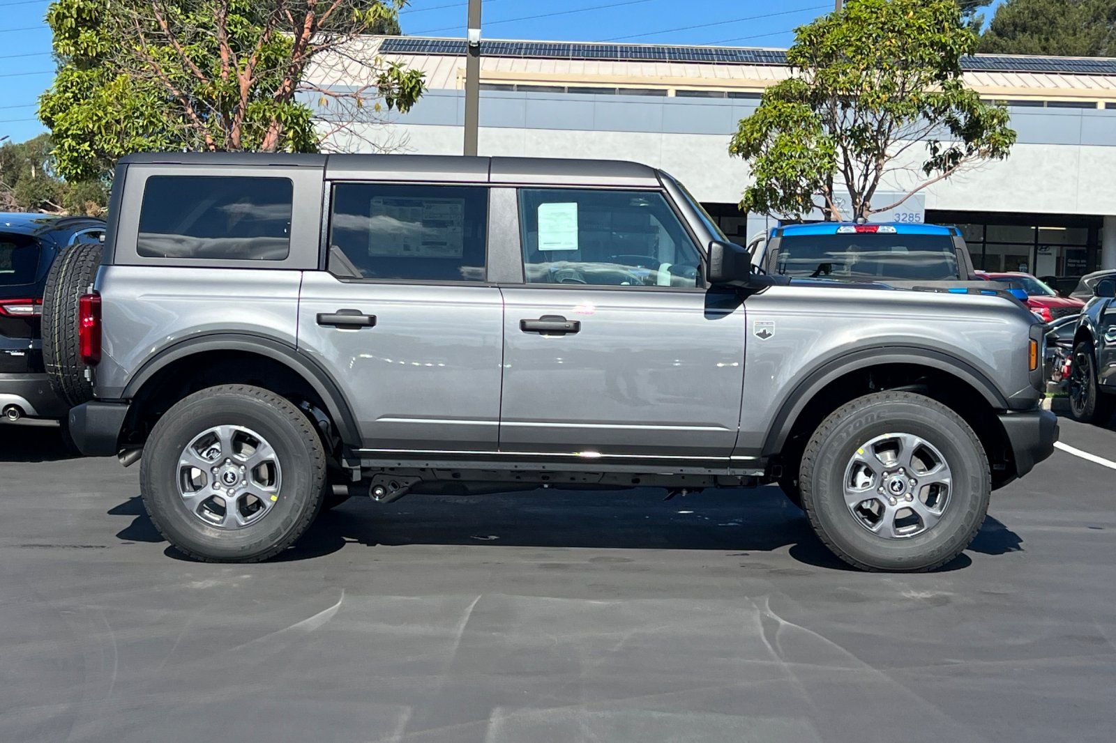 2025 Ford Bronco Big Bend photo 3