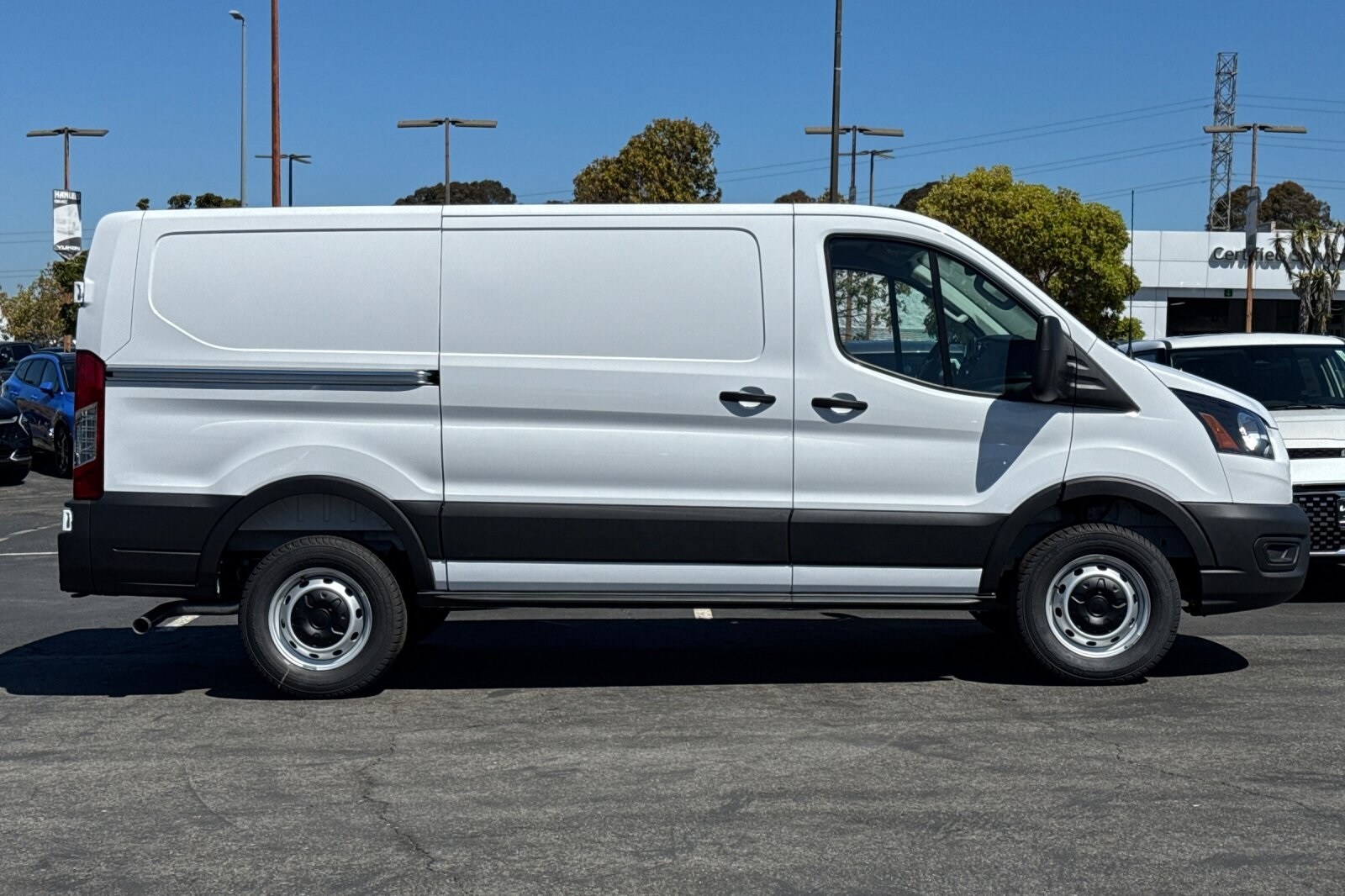 2025 Ford Transit Cargo Van photo 3