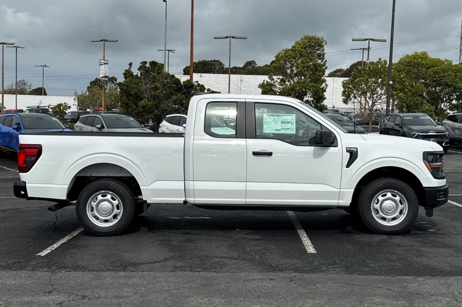 2025 Ford F-150 XL photo 2