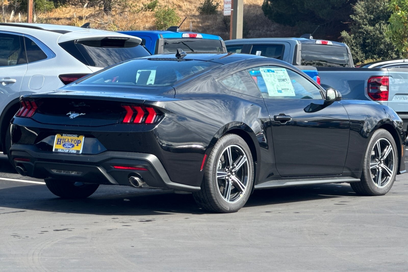2025 Ford Mustang EcoBoost photo 4