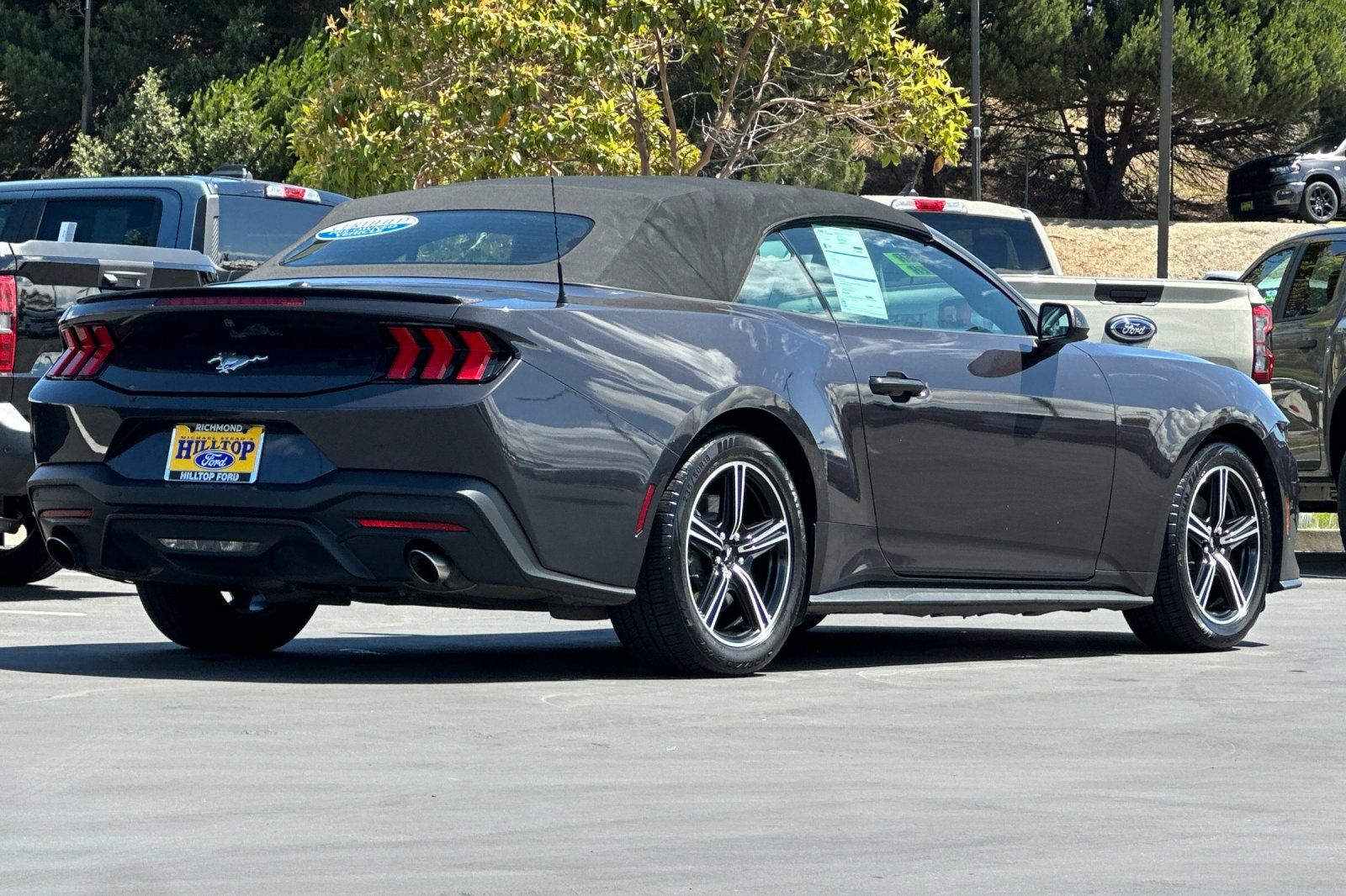 View vehicle photo 5