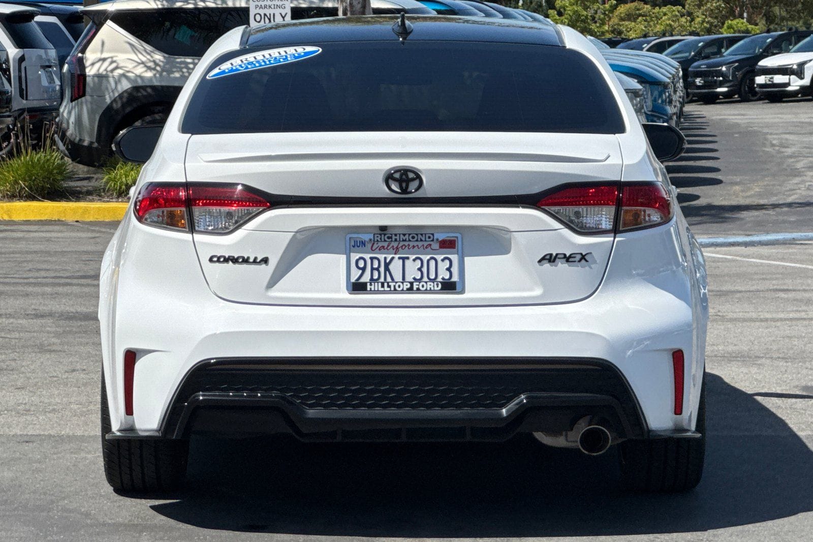 View vehicle photo 6