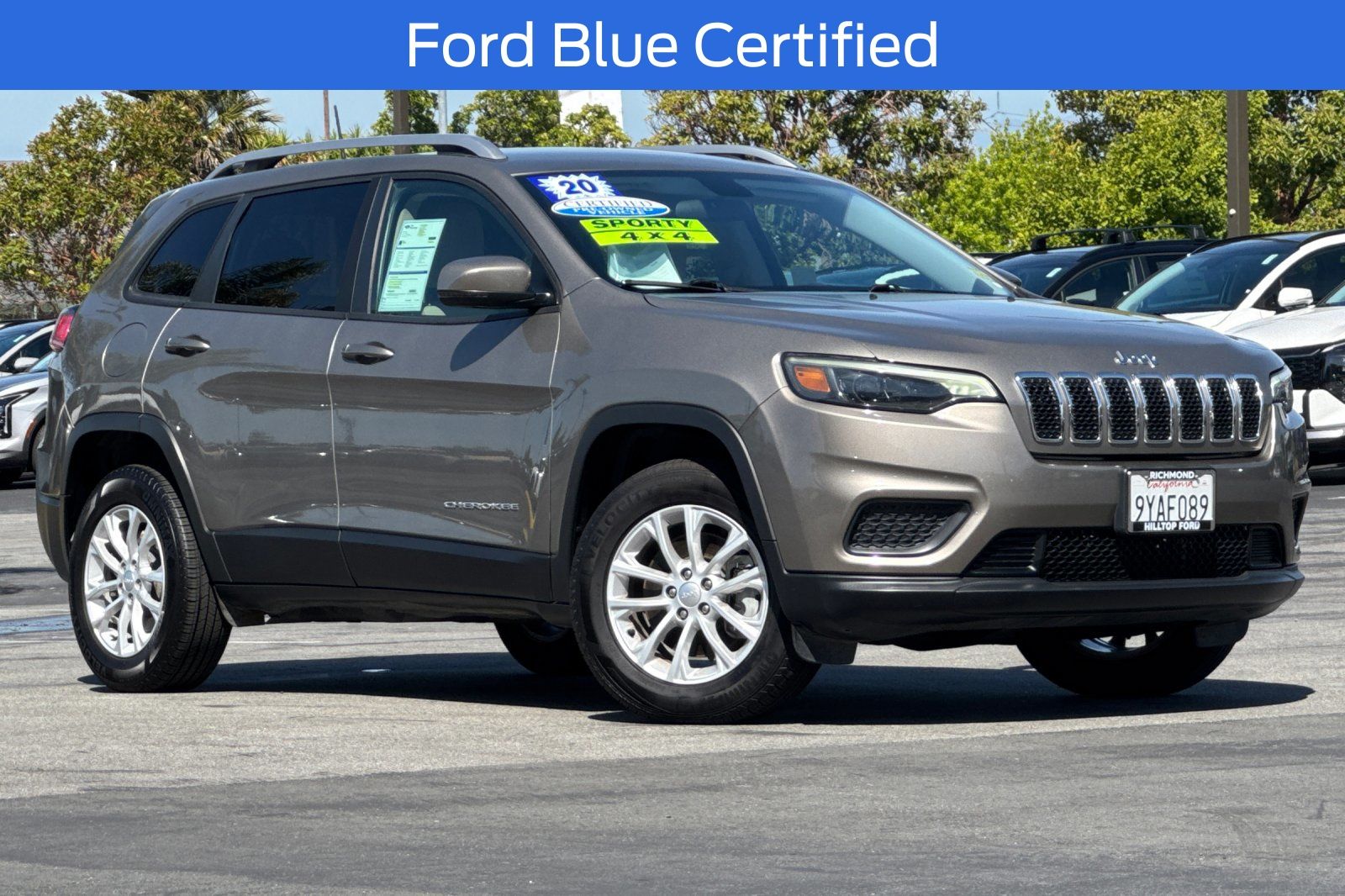 View vehicle photo 2