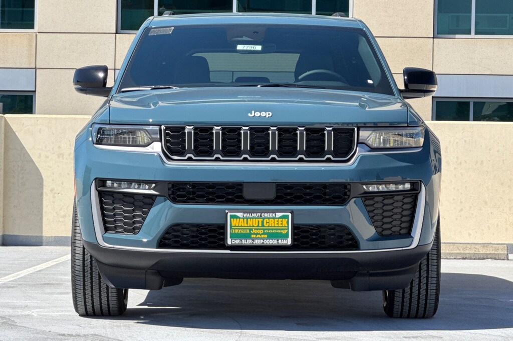 New 2026 Jeep Grand Cherokee LIMITED 4X4 Sport Utility