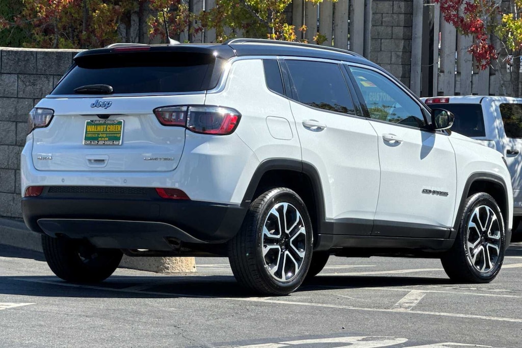 Used 2024 Jeep Compass Limited SUV