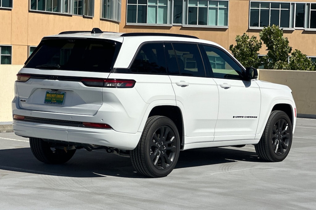 New 2026 Jeep Grand Cherokee LIMITED RESERVE 4X4 Sport Utility