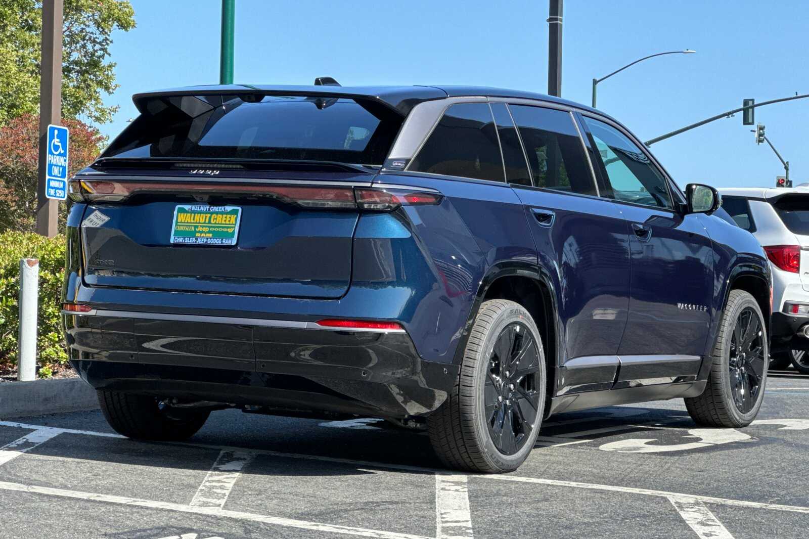 2025 Jeep Wagoneer S Launch Edition photo 4