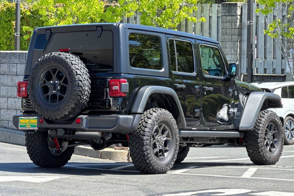 New 2026 Jeep Wrangler 4-DOOR WILLYS Sport Utility