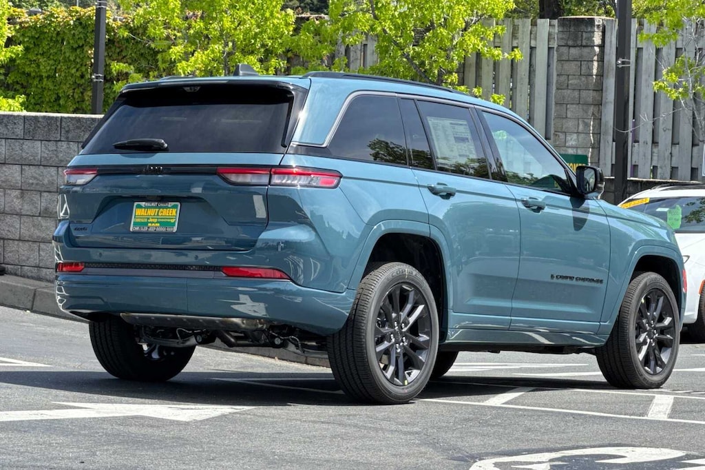New 2026 Jeep Grand Cherokee LIMITED RESERVE 4X4 Sport Utility
