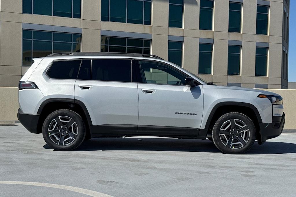 New 2026 Jeep Cherokee LAREDO 4X4 Sport Utility