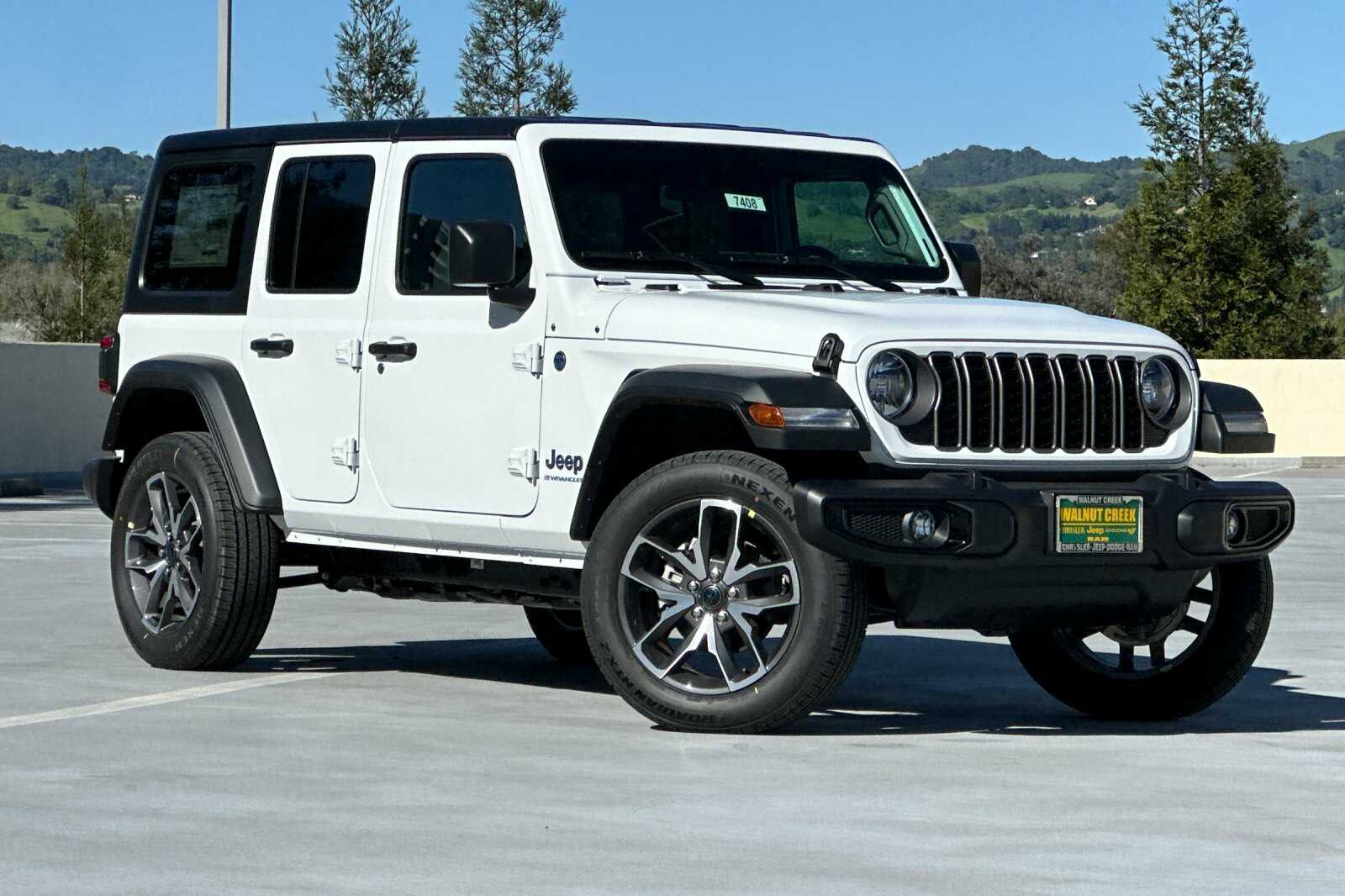 2025 Jeep Wrangler 4xe Sport S photo 2