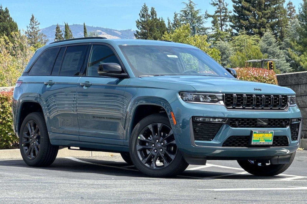 New 2026 Jeep Grand Cherokee LIMITED RESERVE 4X4 Sport Utility