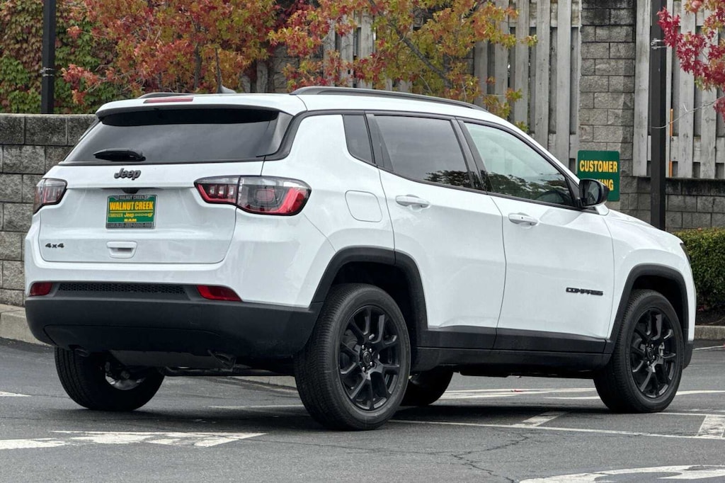 New 2026 Jeep Compass LATITUDE ALTITUDE 4X4 Sport Utility