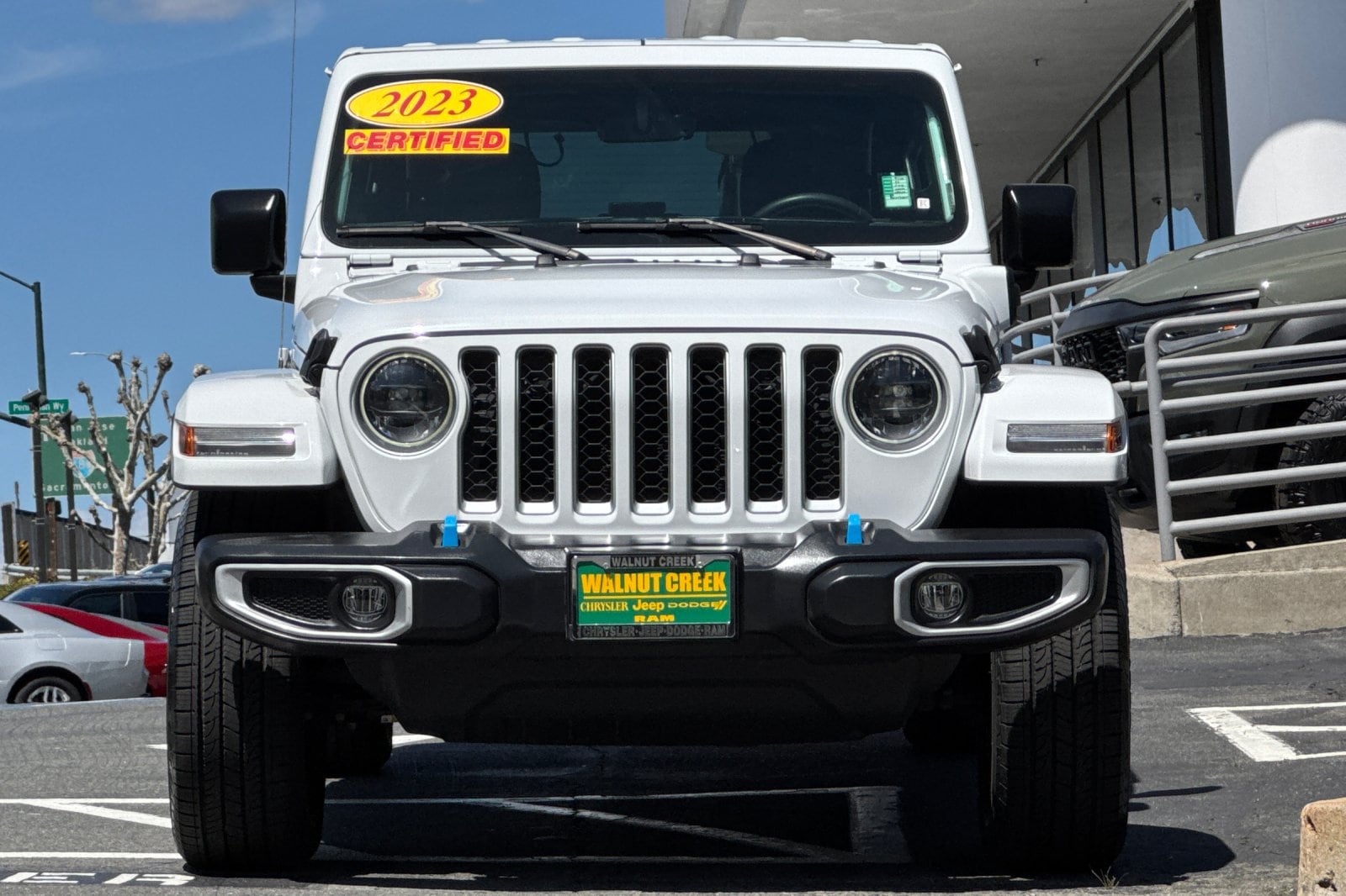 2023 Jeep Wrangler Unlimited Sahara 4xe photo 5