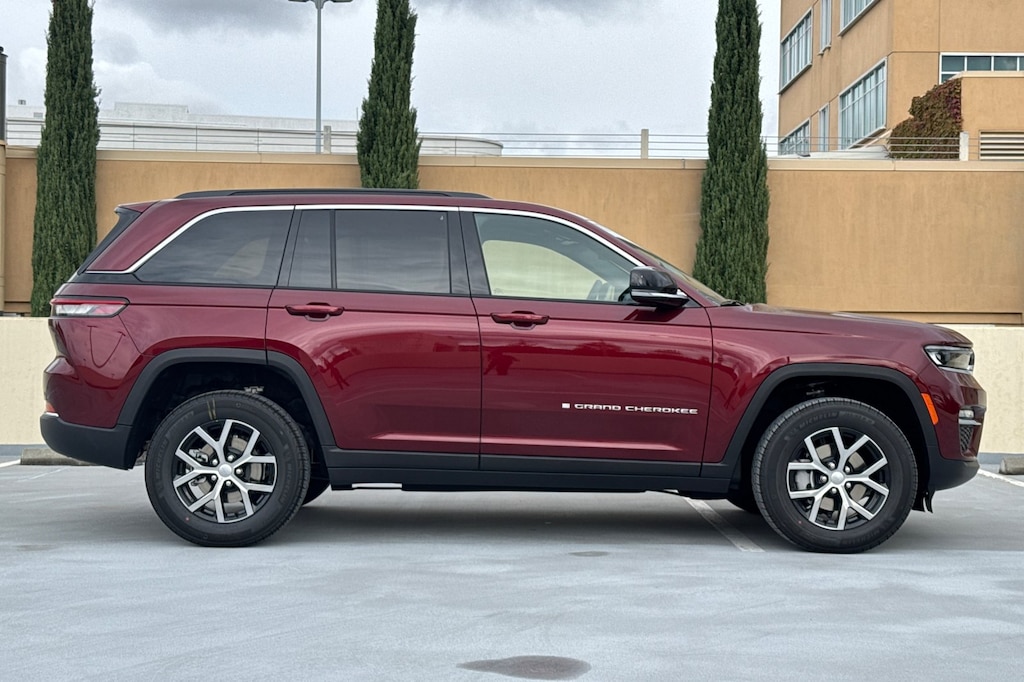 New 2025 Jeep Grand Cherokee LIMITED 4X4 Sport Utility