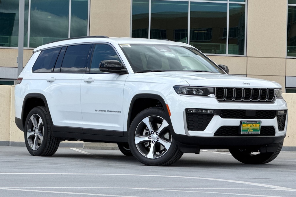 New 2026 Jeep Grand Cherokee L LIMITED 4X4 Sport Utility