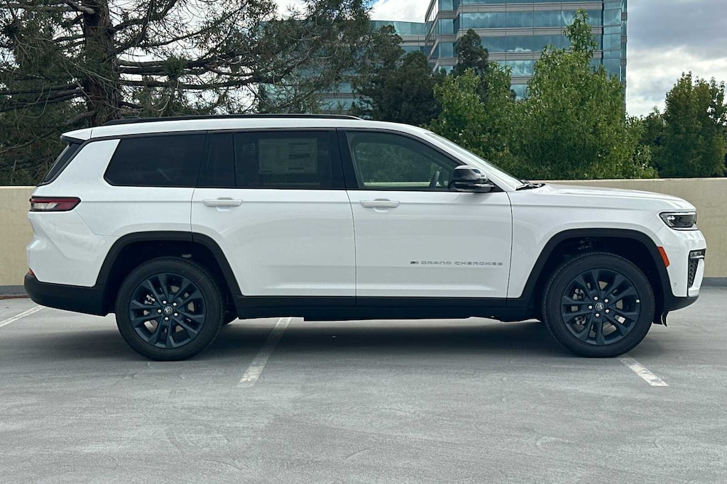 New 2026 Jeep Grand Cherokee L 85TH ANNIVERSARY EDITION 4X4 Sport Utility