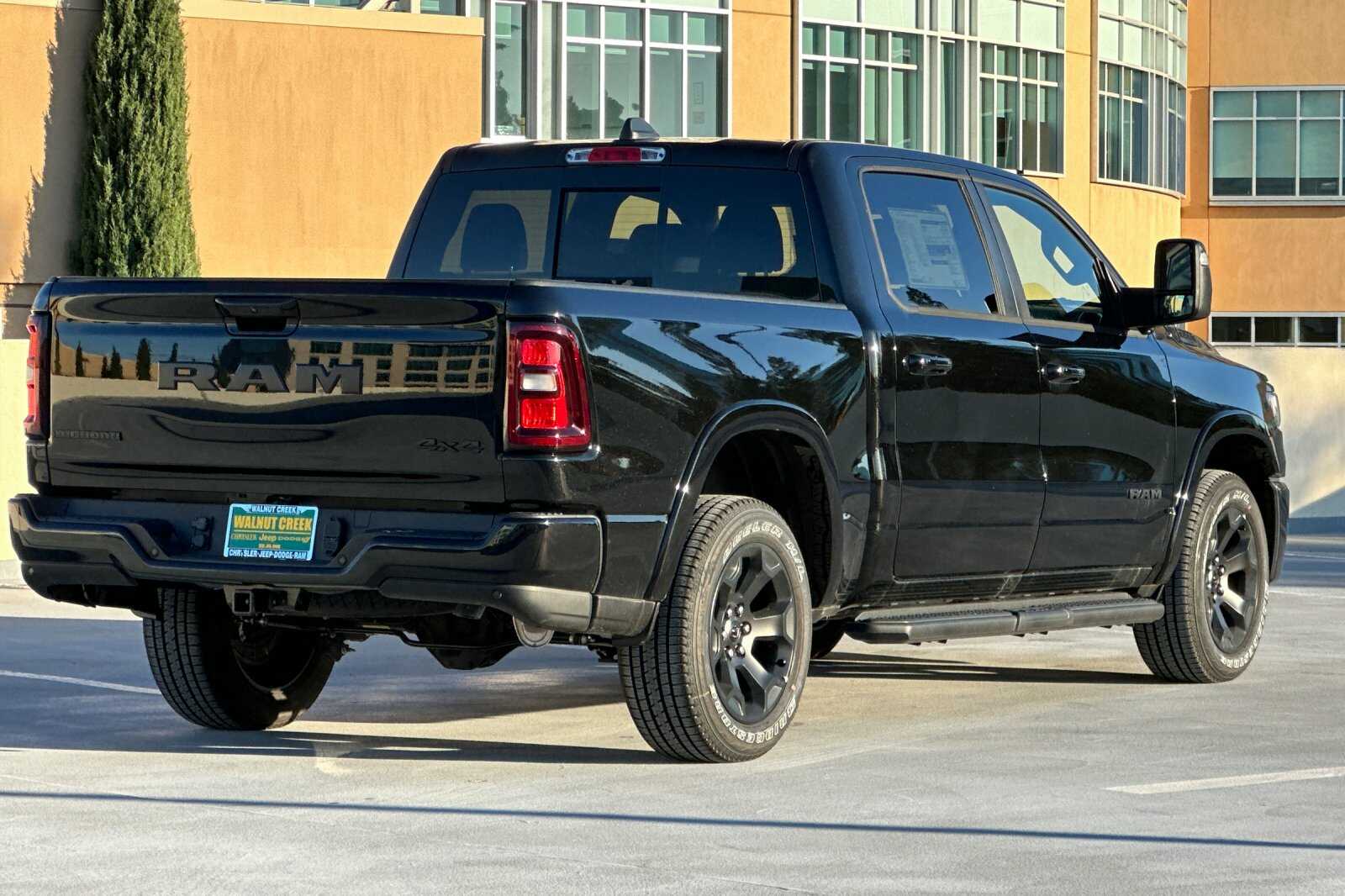 2025 Ram 1500 Big Horn photo 4