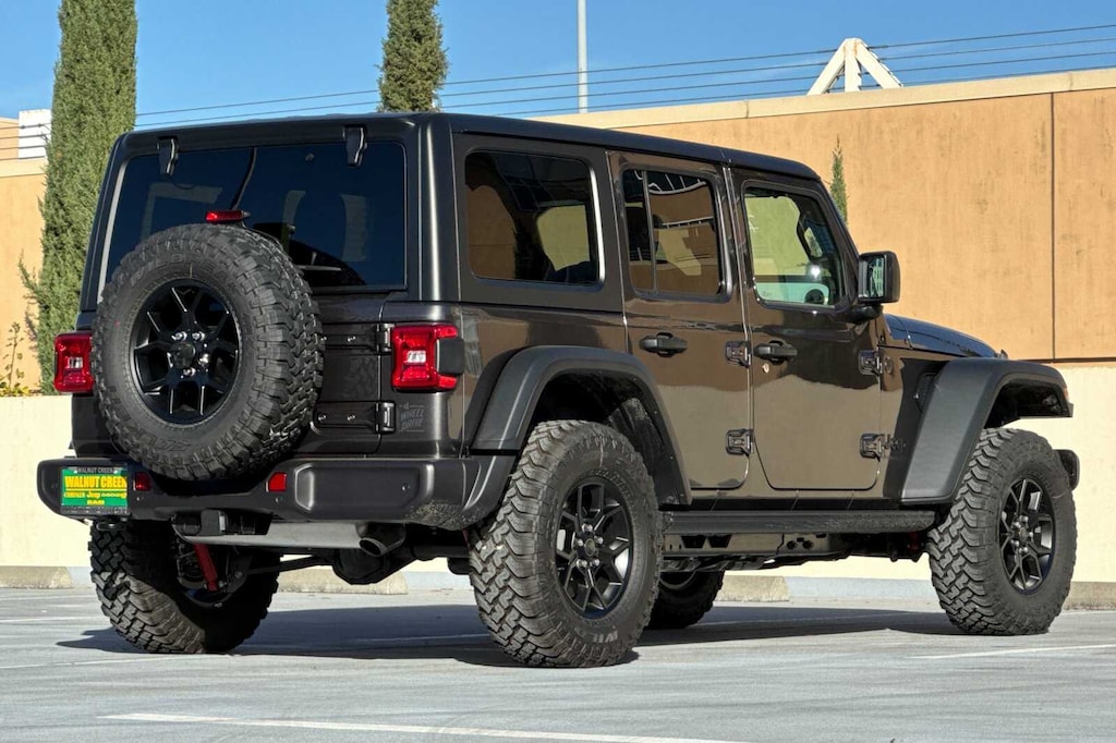 New 2026 Jeep Wrangler 4-DOOR WILLYS Sport Utility